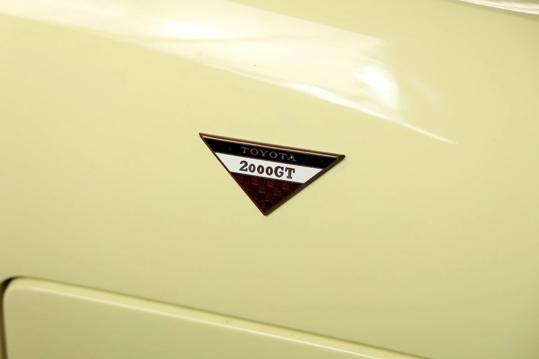 1967 Toyota 2000GT - Image 7 of 31