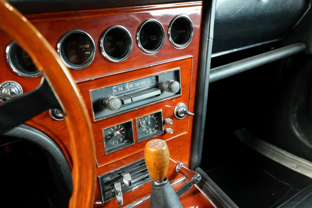 1967 Toyota 2000GT - Image 13 of 31