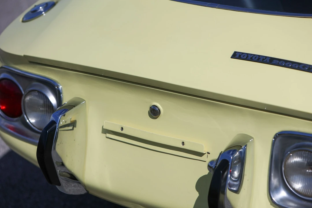 1967 Toyota 2000GT - Image 25 of 31