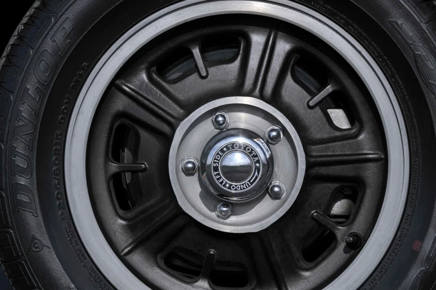 1967 Toyota 2000GT - Image 9 of 12