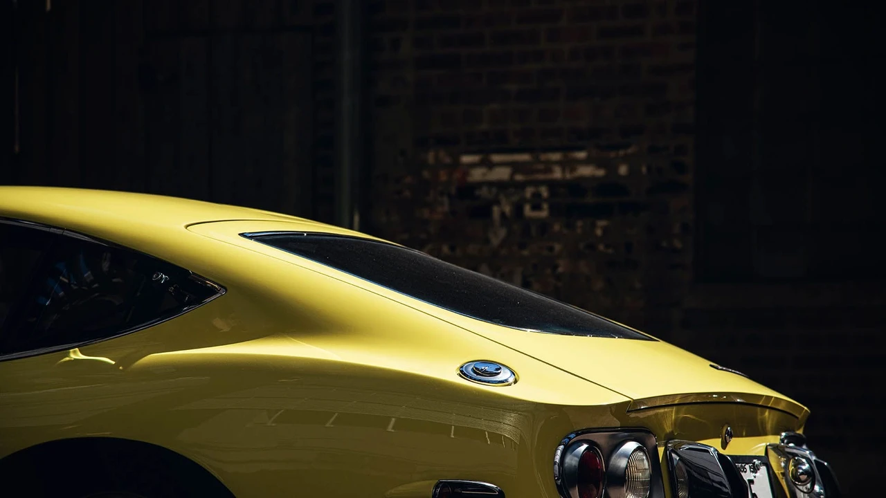 1967 Toyota 2000GT - Image 30 of 31