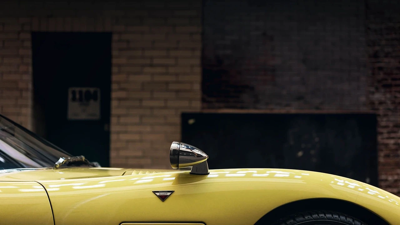 1967 Toyota 2000GT - Image 23 of 31