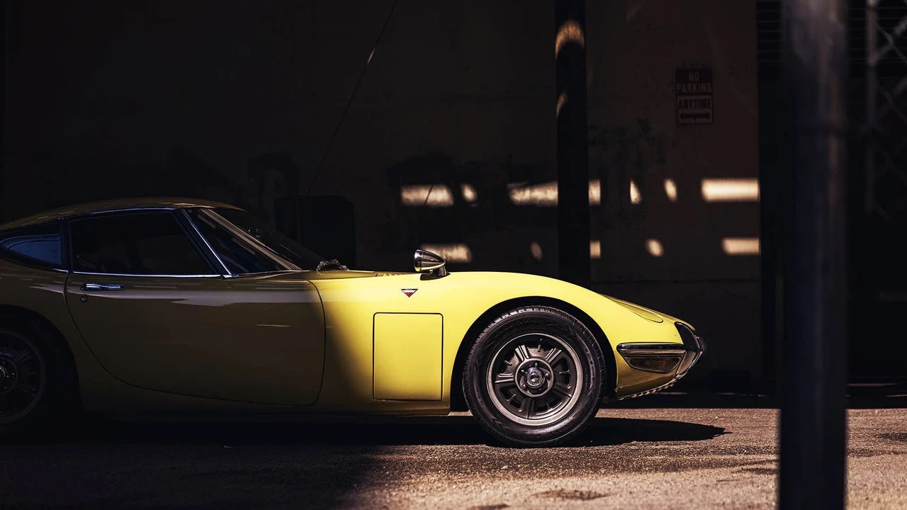 1967 Toyota 2000GT - Image 27 of 31