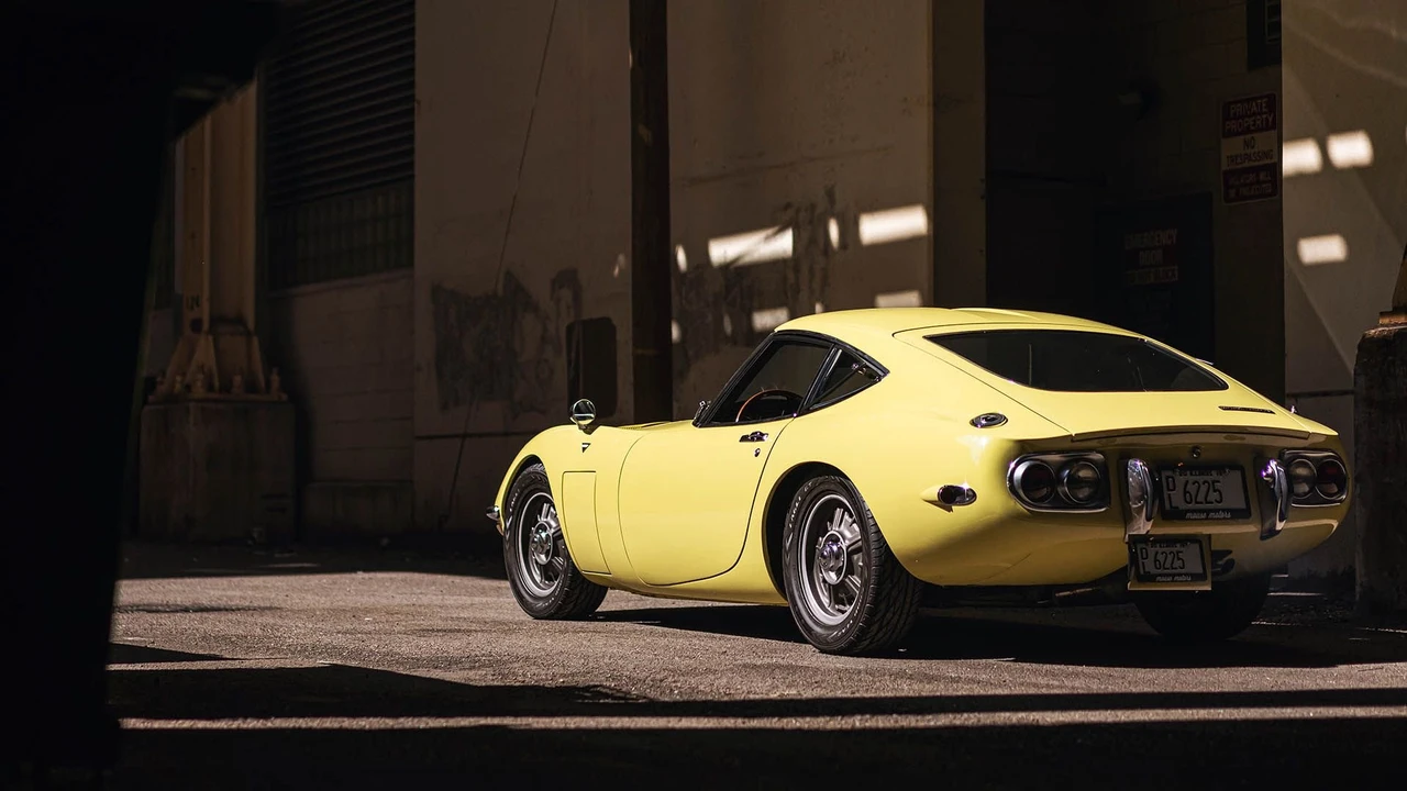 1967 Toyota 2000GT - Image 4 of 31