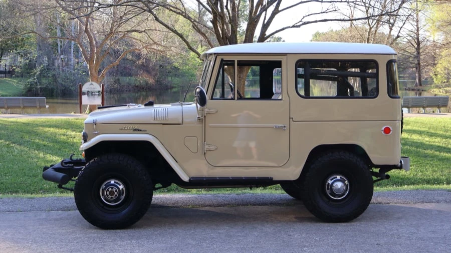 1967 Toyota J40 Land Cruiser - Image 2 of 20