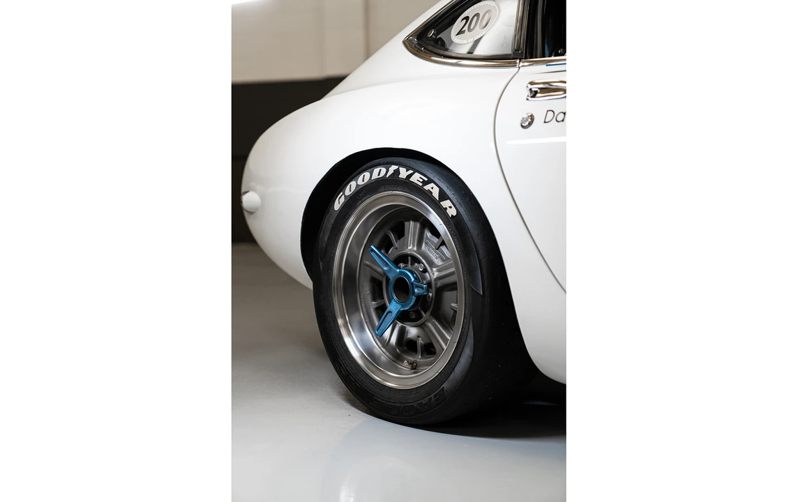 1967 Toyota 2000GT - Image 11 of 24