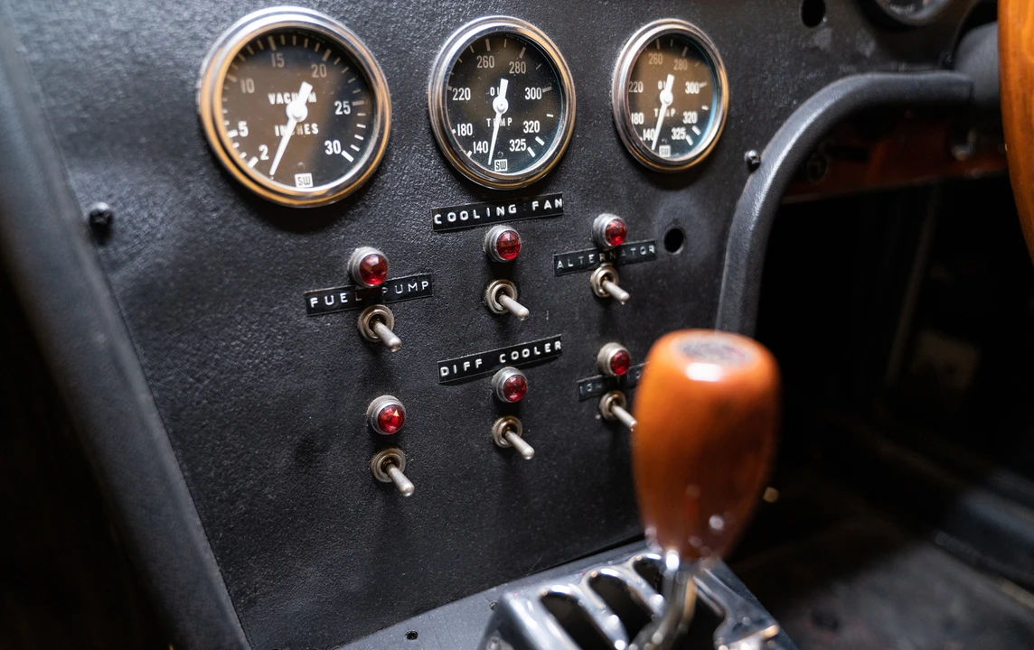 1967 Toyota 2000GT - Image 17 of 24