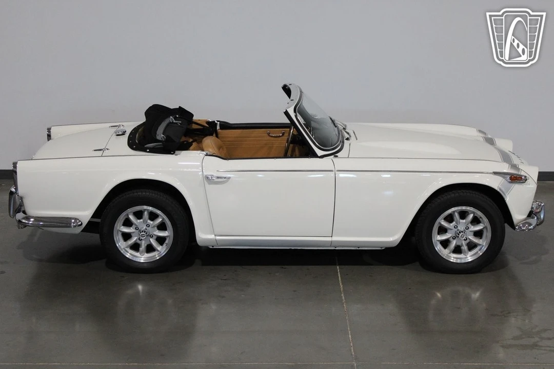 1967 Triumph TR4A - Image 8 of 12