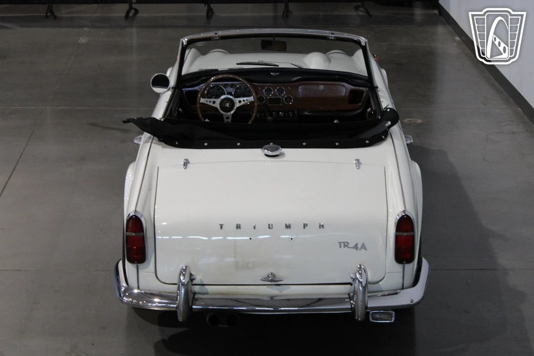 1967 Triumph TR4A - Image 10 of 12