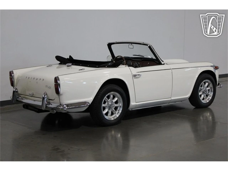 1967 Triumph TR4A - Image 16 of 31