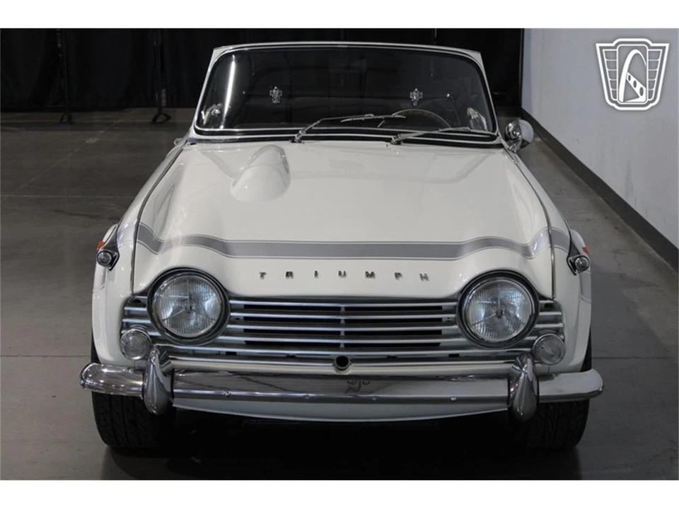 1967 Triumph TR4A - Image 13 of 31