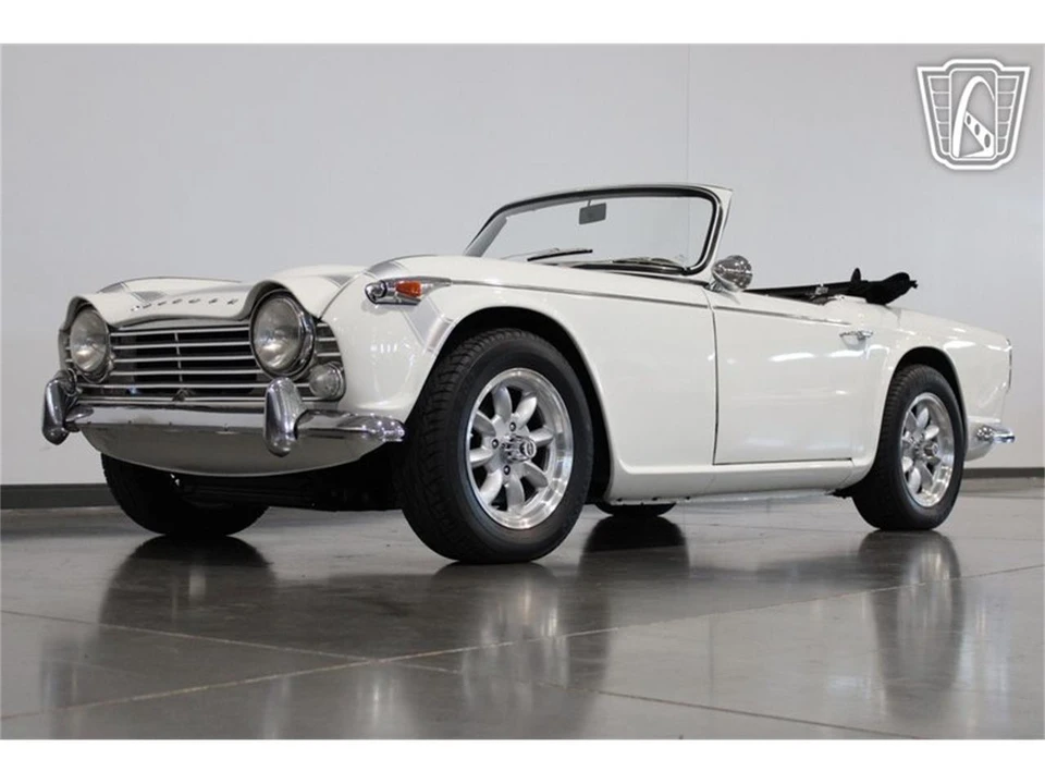 1967 Triumph TR4A - Image 28 of 31