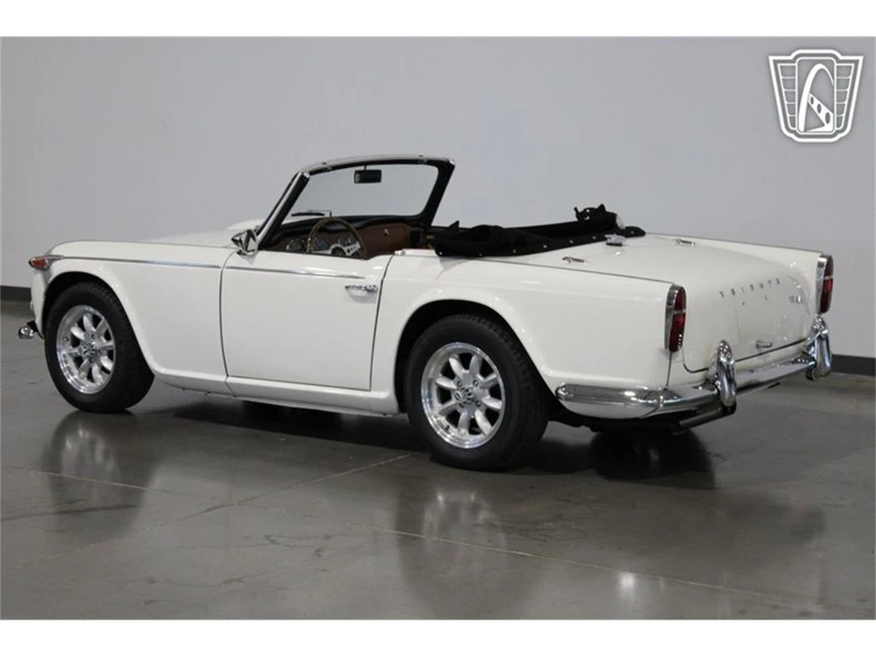 1967 Triumph TR4A - Image 18 of 31