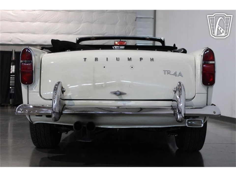 1967 Triumph TR4A - Image 25 of 31