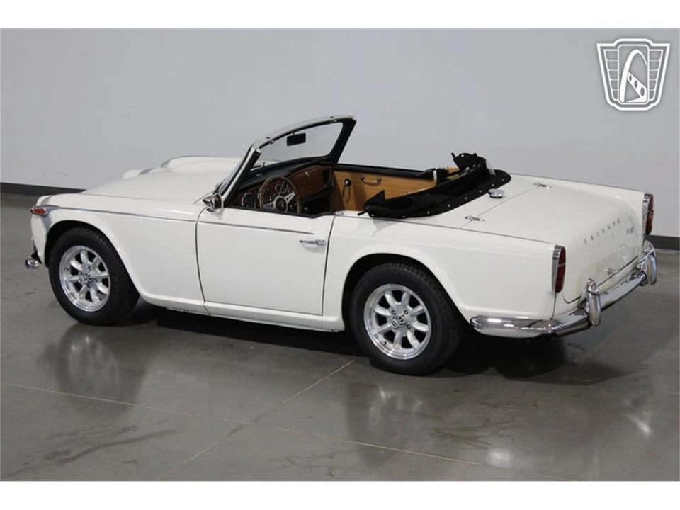 1967 Triumph TR4A - Image 10 of 31