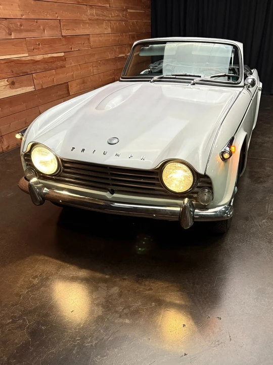 1967 Triumph TR4A - Image 4 of 30