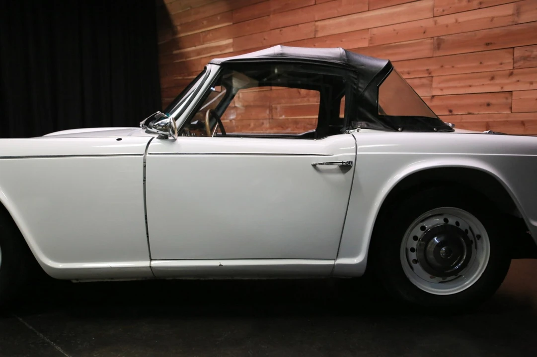 1967 Triumph TR4A - Image 6 of 30
