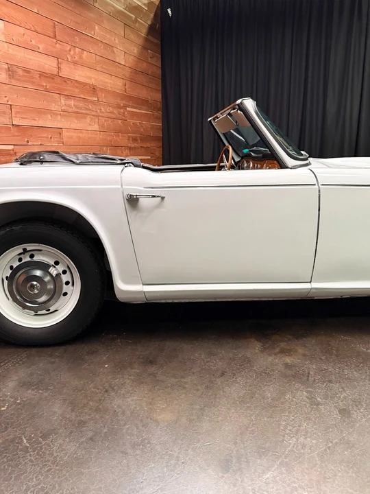 1967 Triumph TR4A - Image 9 of 30