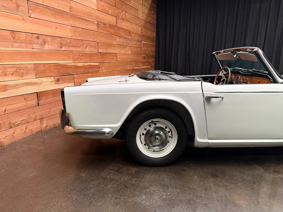 1967 Triumph TR4A - Image 10 of 30