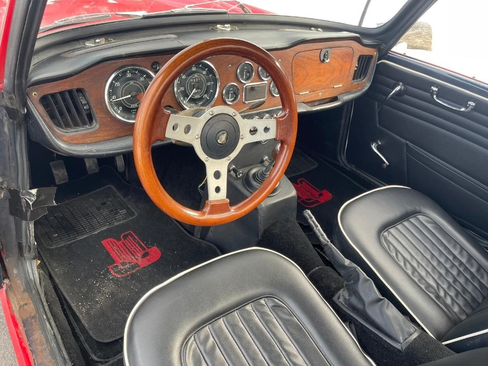 1967 Triumph TR4A - Image 7 of 8