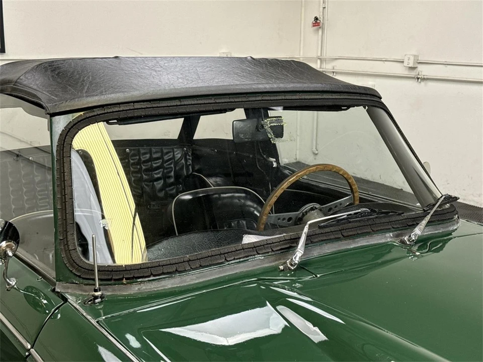 1967 Triumph TR4A - Image 10 of 31
