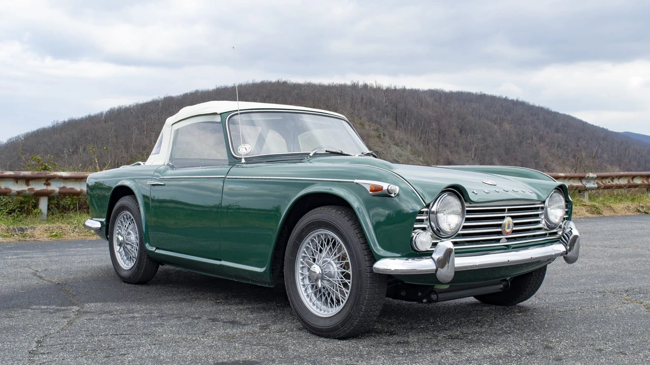 1967 Triumph TR4A - Image 5 of 31