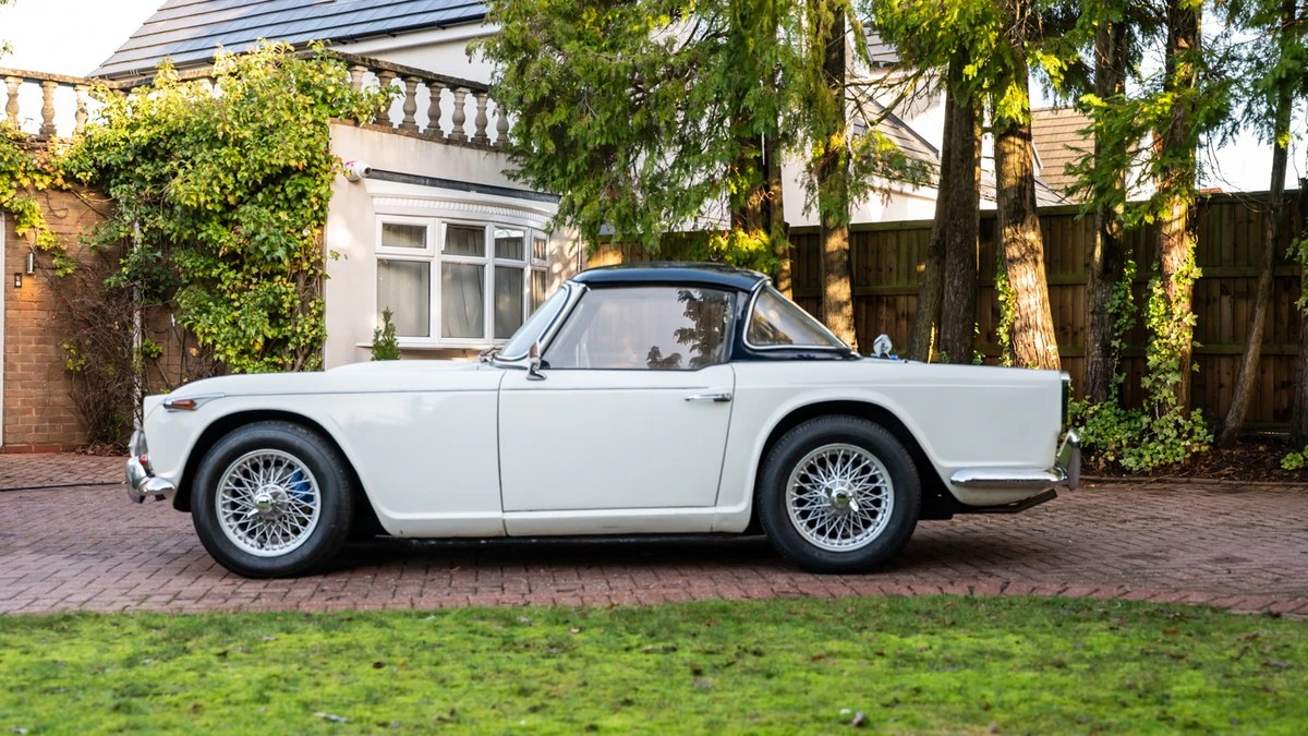 1972 Triumph TR4A - Image 9 of 30