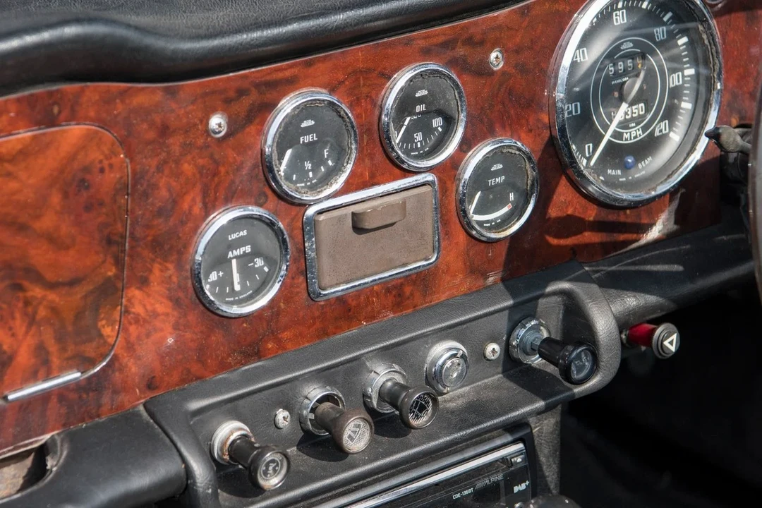1967 Triumph TR4A - Image 8 of 30
