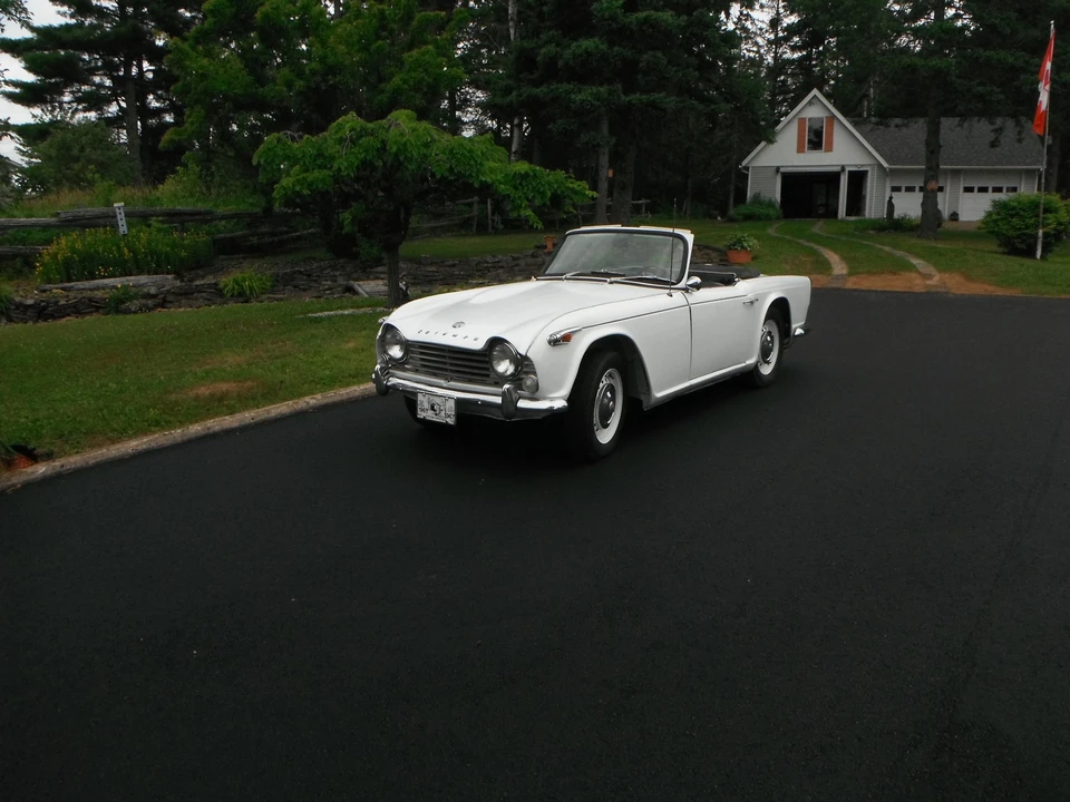 1967 Triumph TR4A - Image 2 of 31