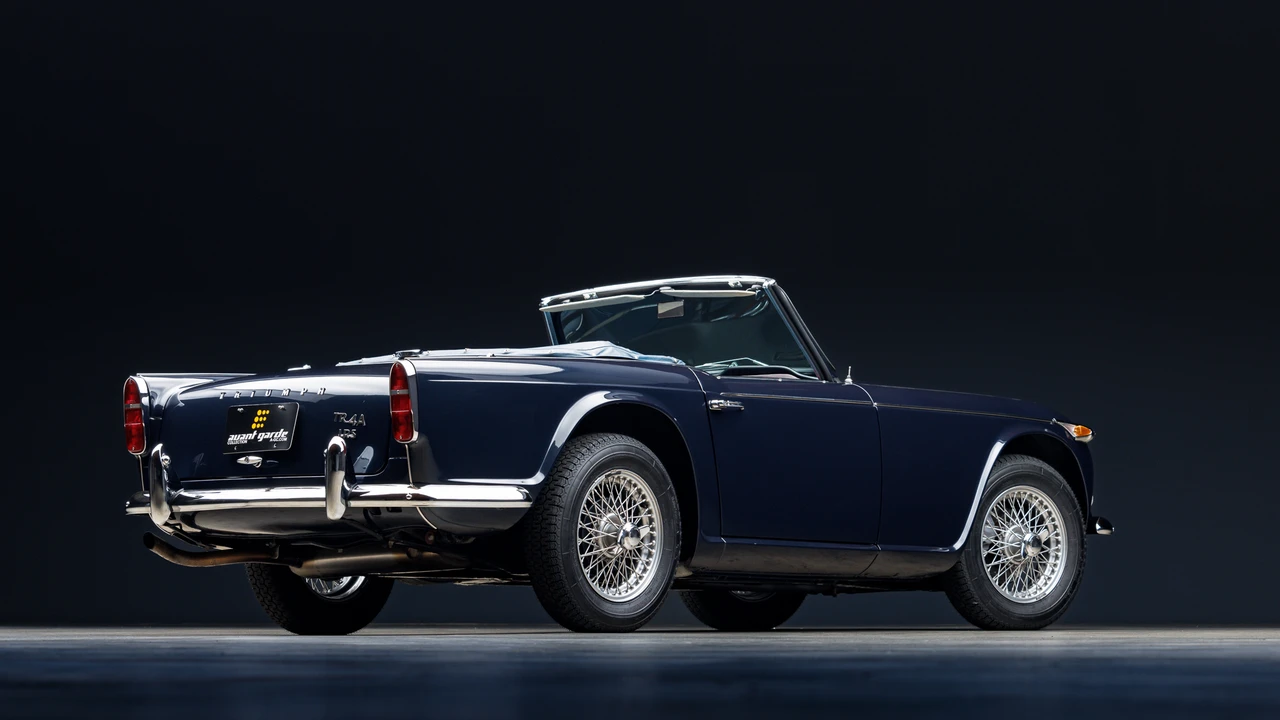 1967 Triumph TR4A - Image 14 of 31