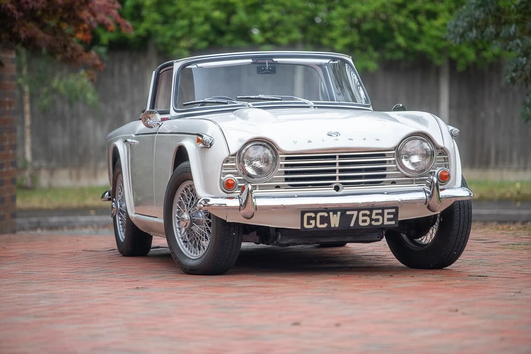 1967 Triumph TR4A - Image 10 of 30