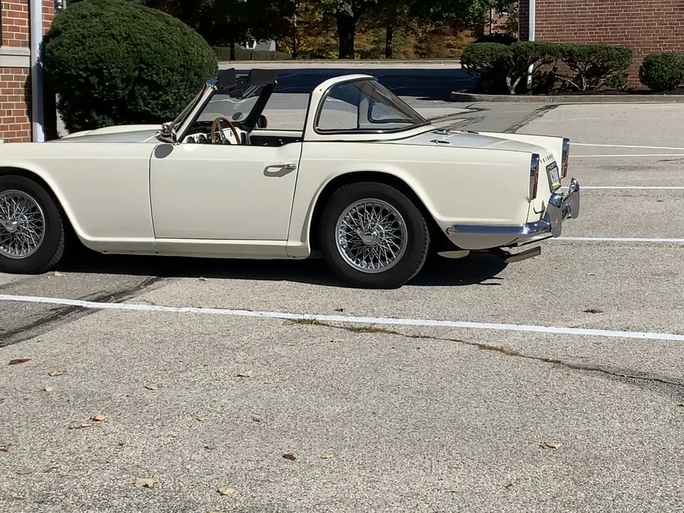 1967 Triumph TR4A - Image 19 of 31