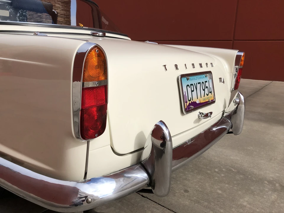 1967 Triumph TR4A - Image 22 of 31