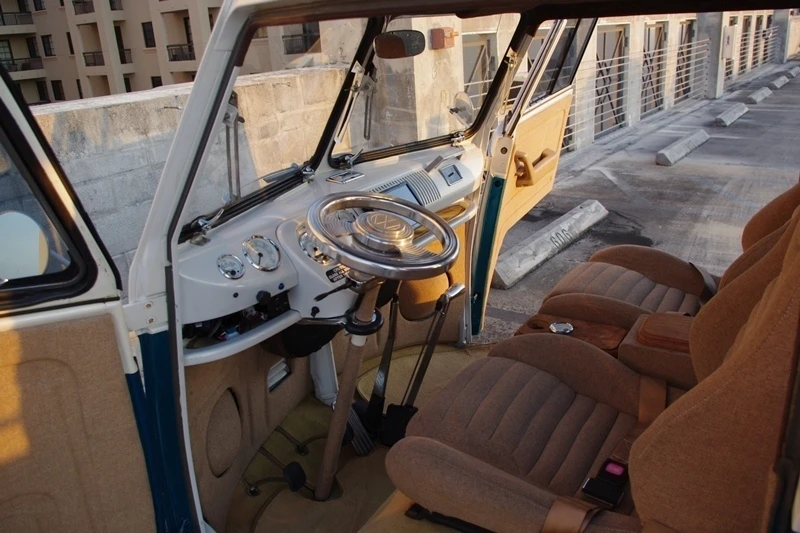 1967 Volkswagen Split-Window Bus - Image 4 of 5