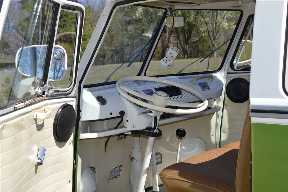 1967 Volkswagen Split-Window Bus - Image 4 of 11