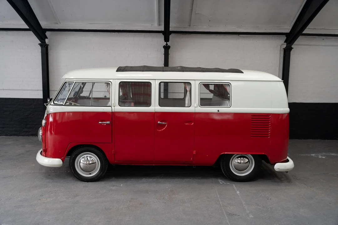 1967 Volkswagen Split-Window Camper - Image 11 of 30