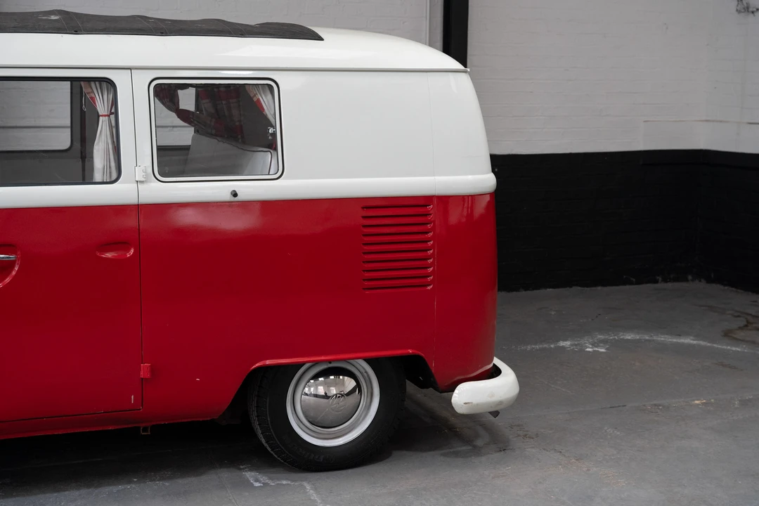 1967 Volkswagen Split-Window Camper - Image 8 of 30
