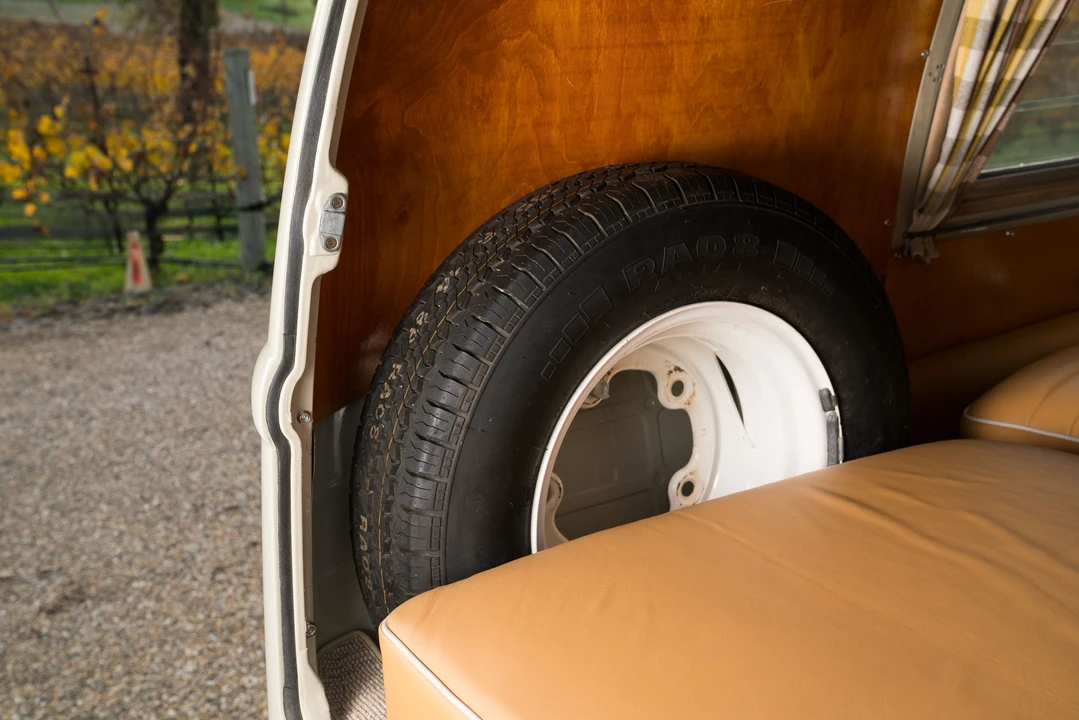 1967 Volkswagen Split-Window Camper - Image 29 of 31