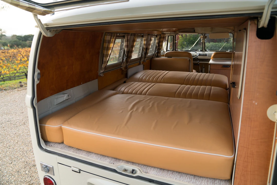 1967 Volkswagen Split-Window Camper - Image 28 of 31