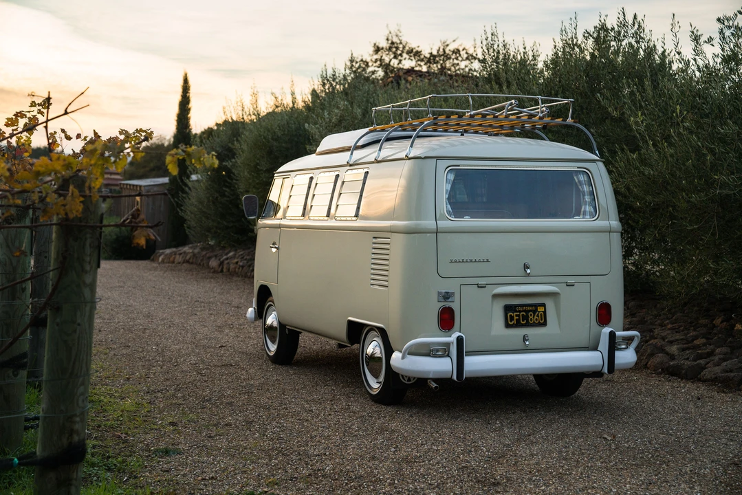 1967 Volkswagen Split-Window Camper - Image 13 of 31