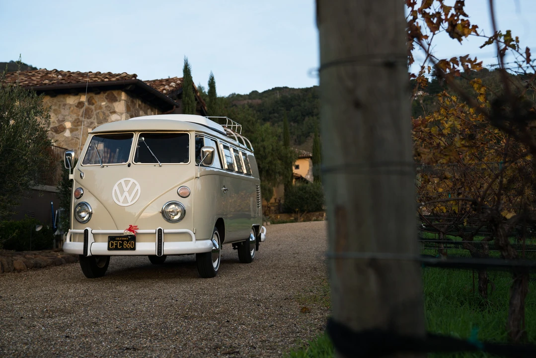 1967 Volkswagen Split-Window Camper - Image 19 of 31