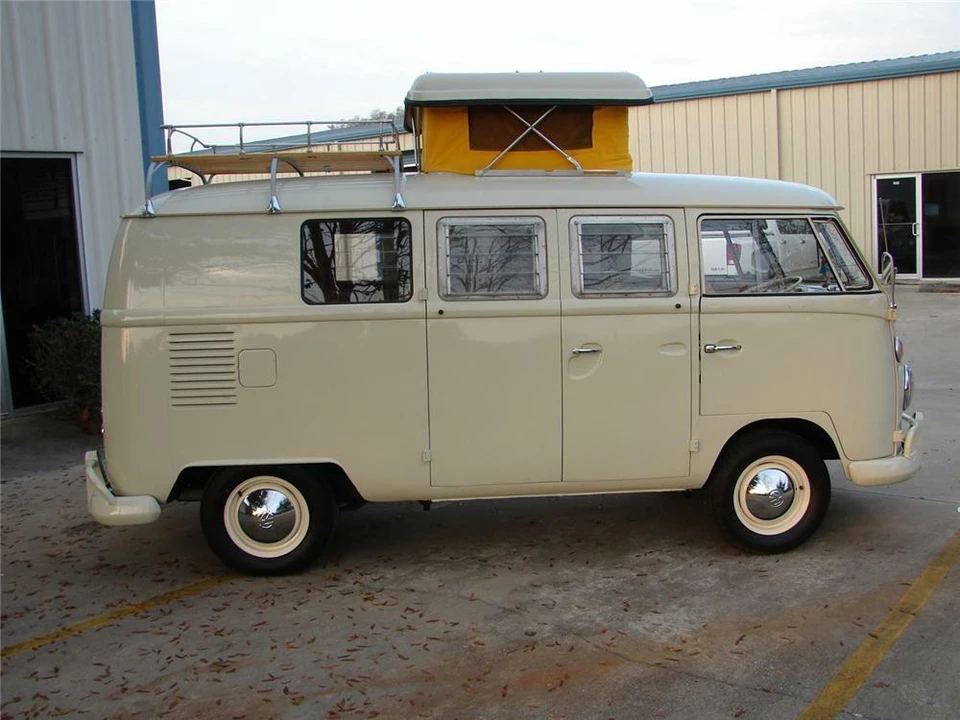 1967 Volkswagen Split-Window Camper - Image 5 of 5