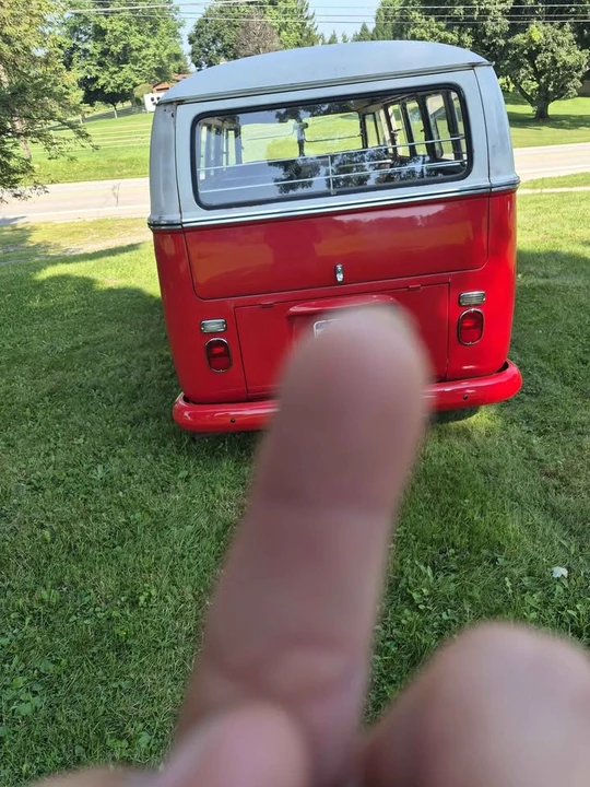 1967 Volkswagen Split-Window Bus - Image 6 of 8