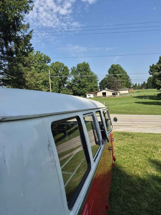 1967 Volkswagen Split-Window Bus - Image 7 of 8