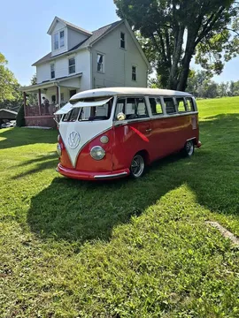1967 VW Bus 13 Windows
