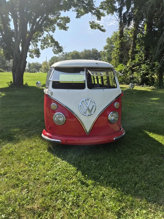 1967 Volkswagen Split-Window Bus - Image 3 of 8