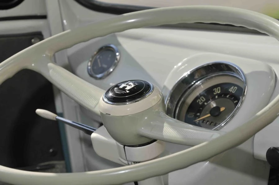 1967 Volkswagen Split-Window Bus - Image 5 of 12