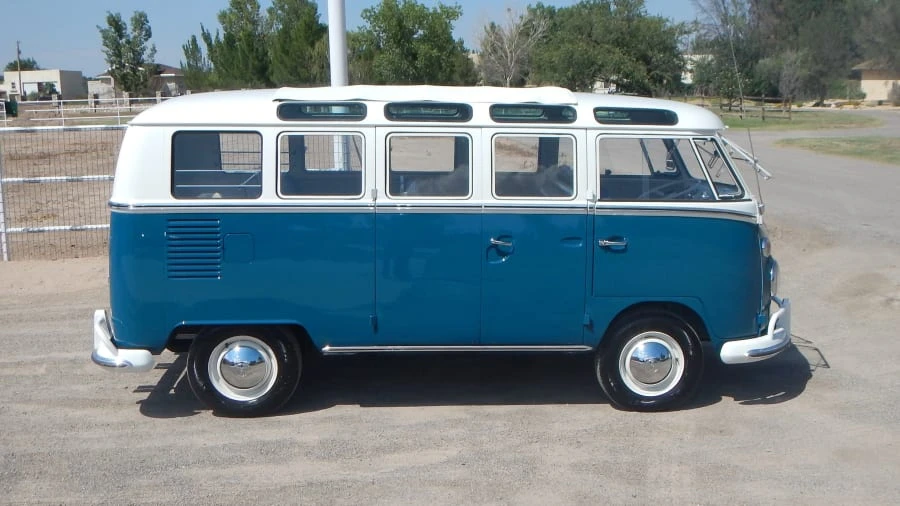 1967 Volkswagen Split-Window Bus - Image 2 of 6