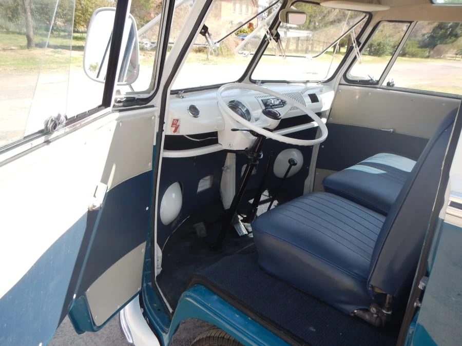 1967 Volkswagen Split-Window Bus - Image 4 of 6
