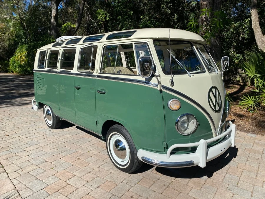 1967 Volkswagen Split-Window Bus - Image 17 of 31